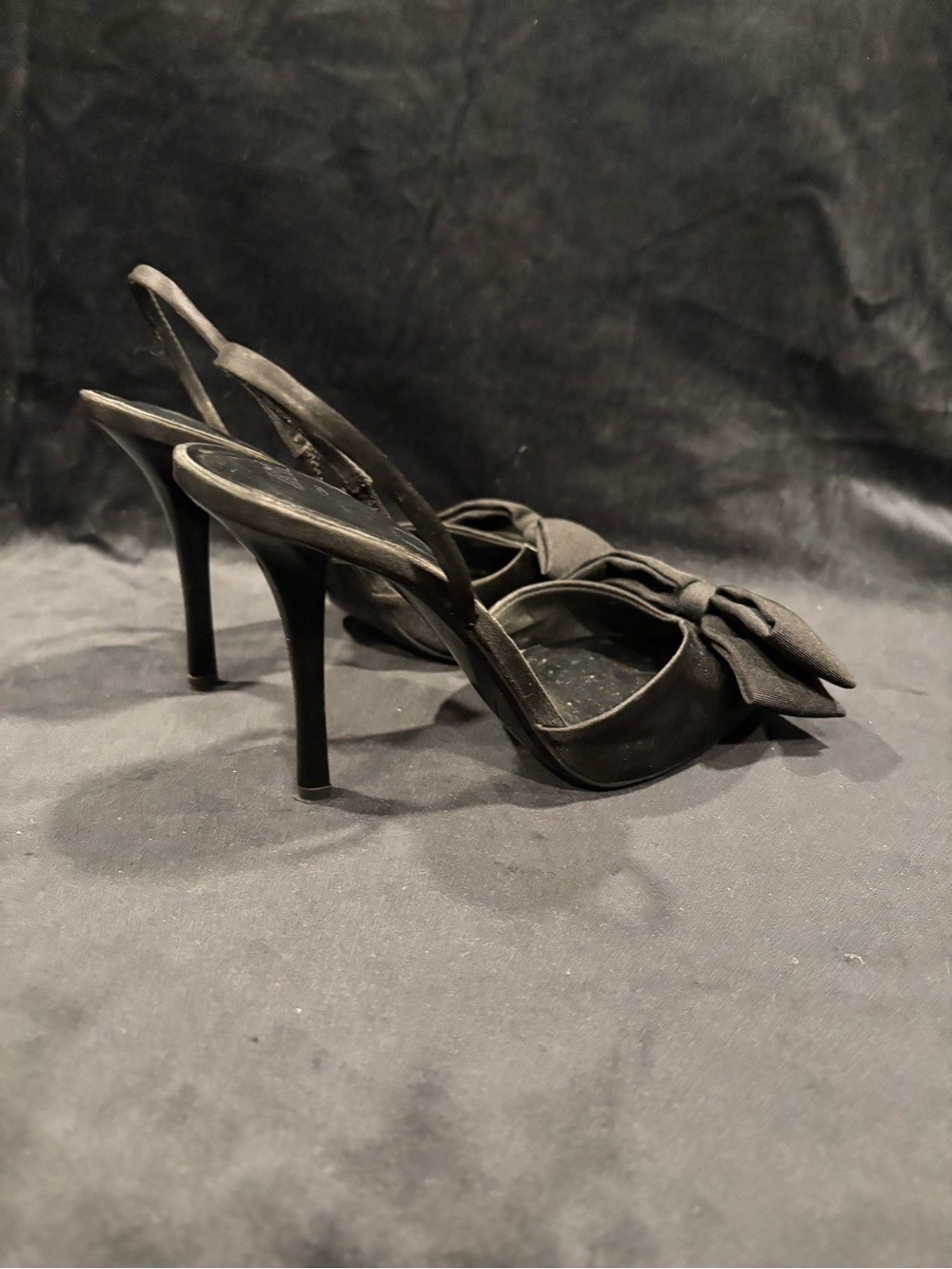 Zara Black Pointed-Toe Slingback Heels with Bow - Picture 2 of 12